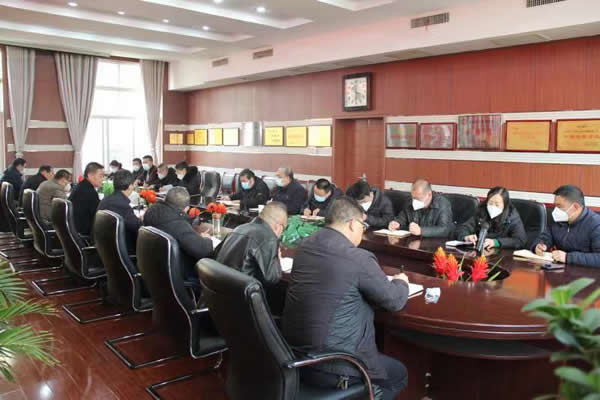 隴運(yùn)集團(tuán)公司黨委召開理論中心組集中學(xué)習(xí)暨黨委(擴(kuò)大)會(huì)議